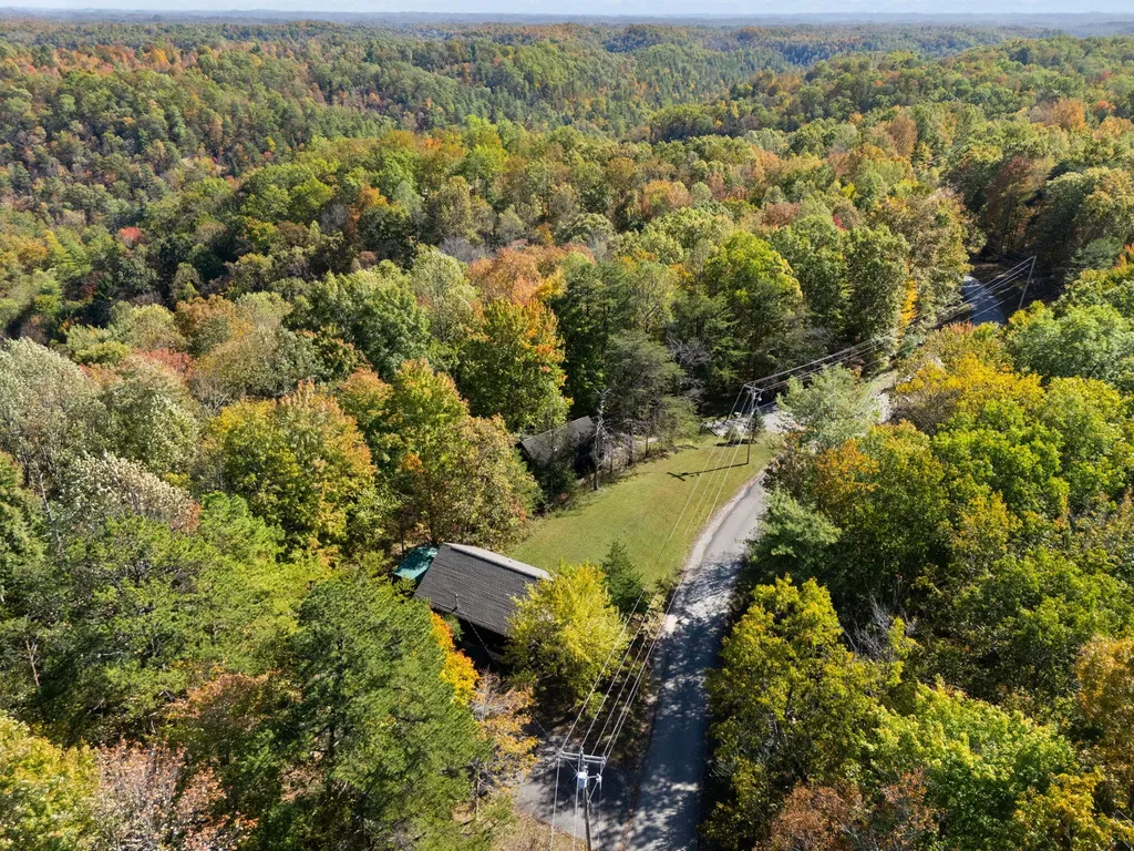 785 Cliffview Road Rogers KY 41365