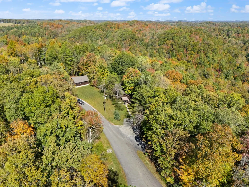 785 Cliffview Road Rogers KY 41365
