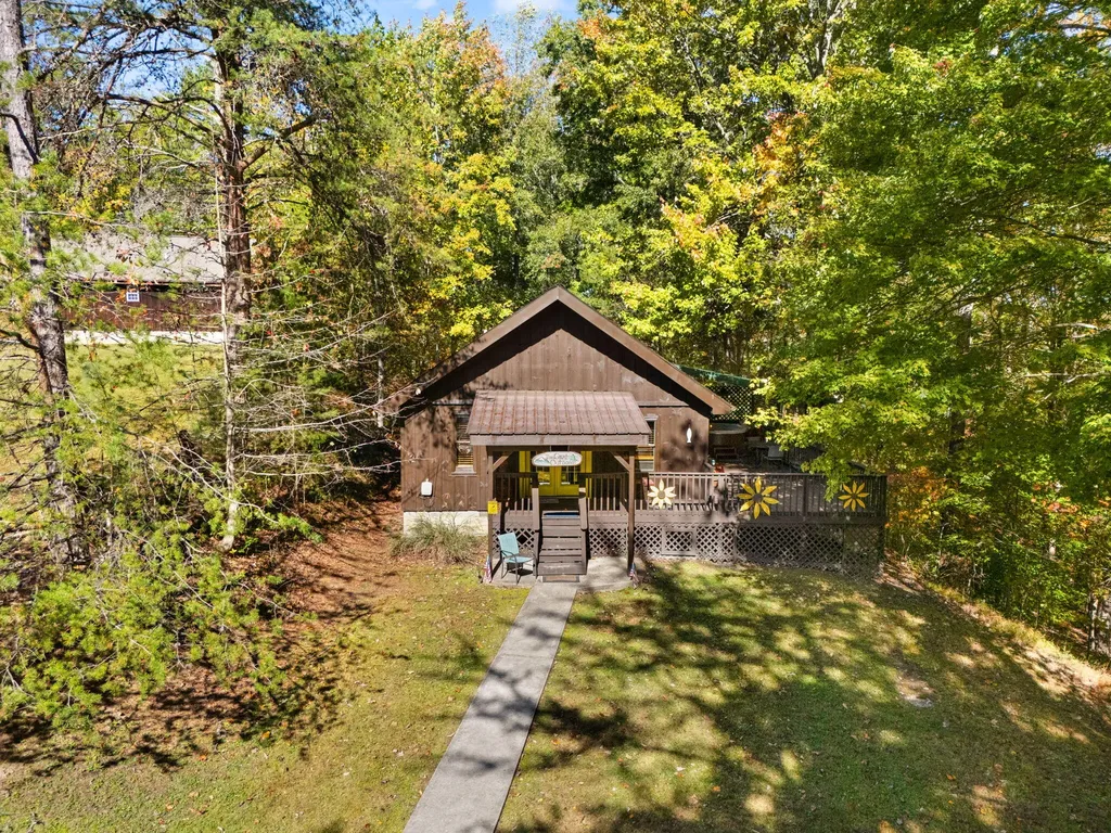 785 Cliffview Road Rogers KY 41365
