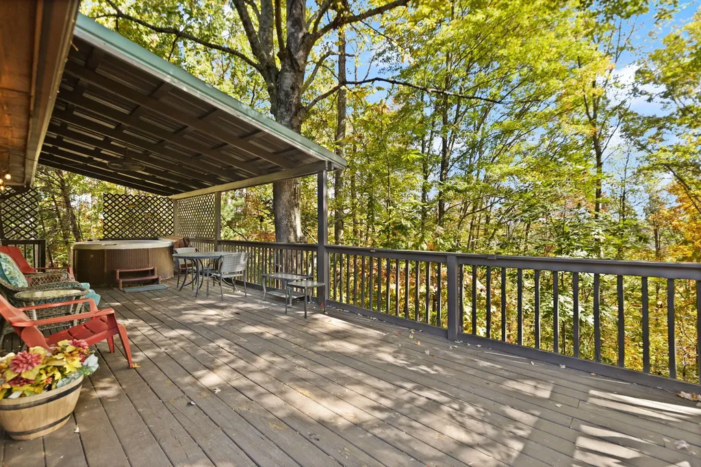 785 Cliffview Road Rogers KY 41365