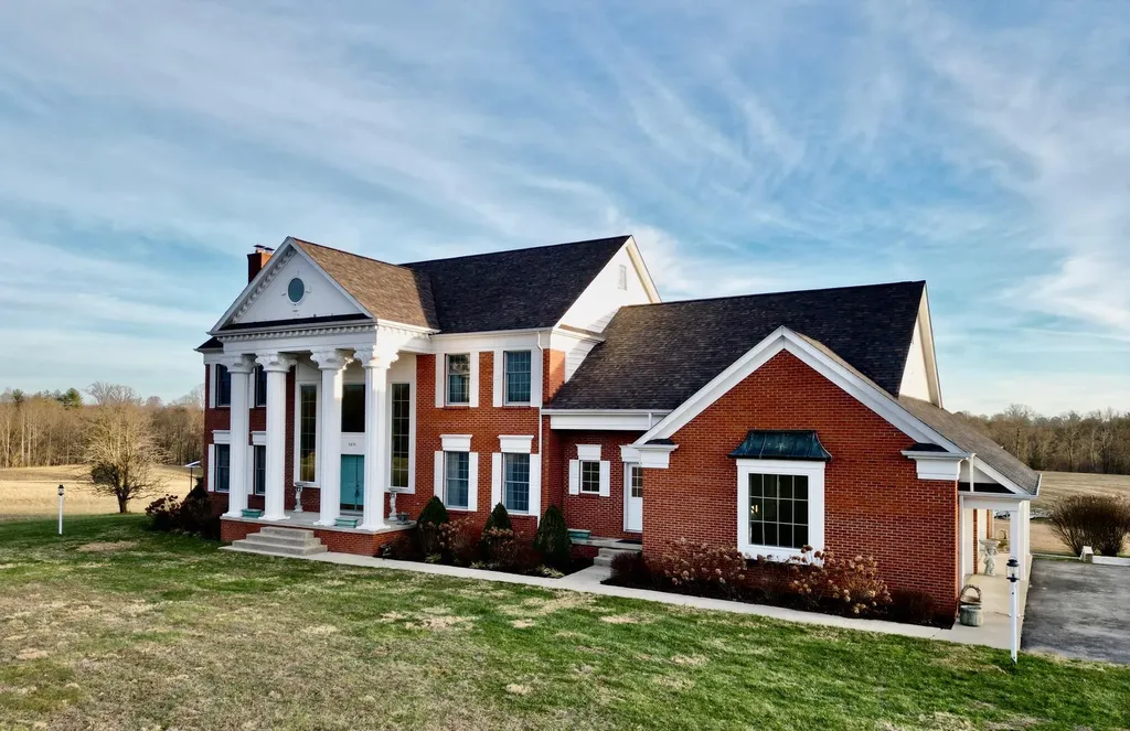 1235-A Long Branch Road Beattyville KY 41311
