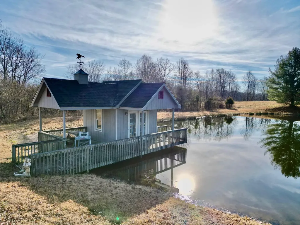 1235-A Long Branch Road Beattyville KY 41311