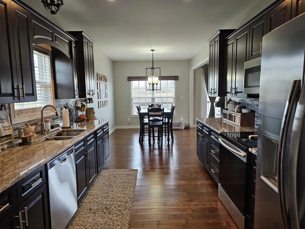 504 Shelburne Way Nicholasville KY 40356