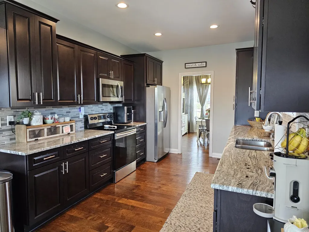 504 Shelburne Way Nicholasville KY 40356