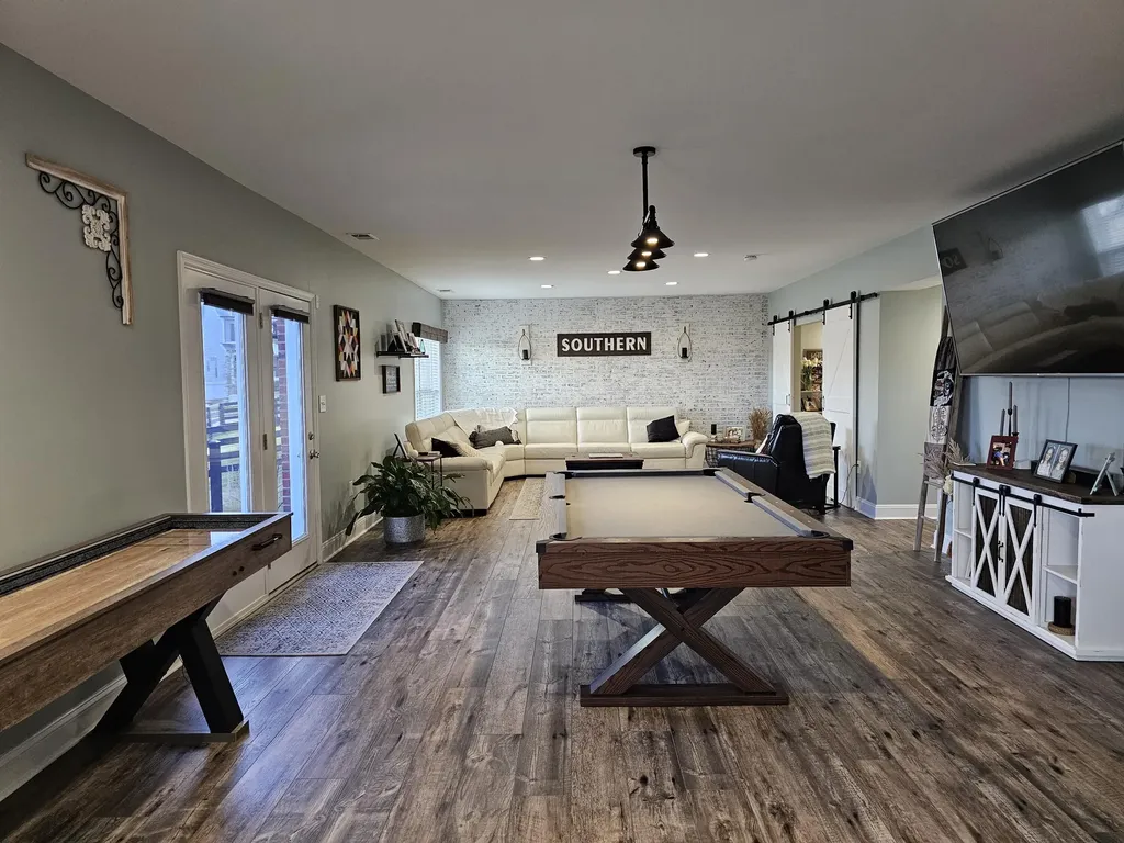 504 Shelburne Way Nicholasville KY 40356