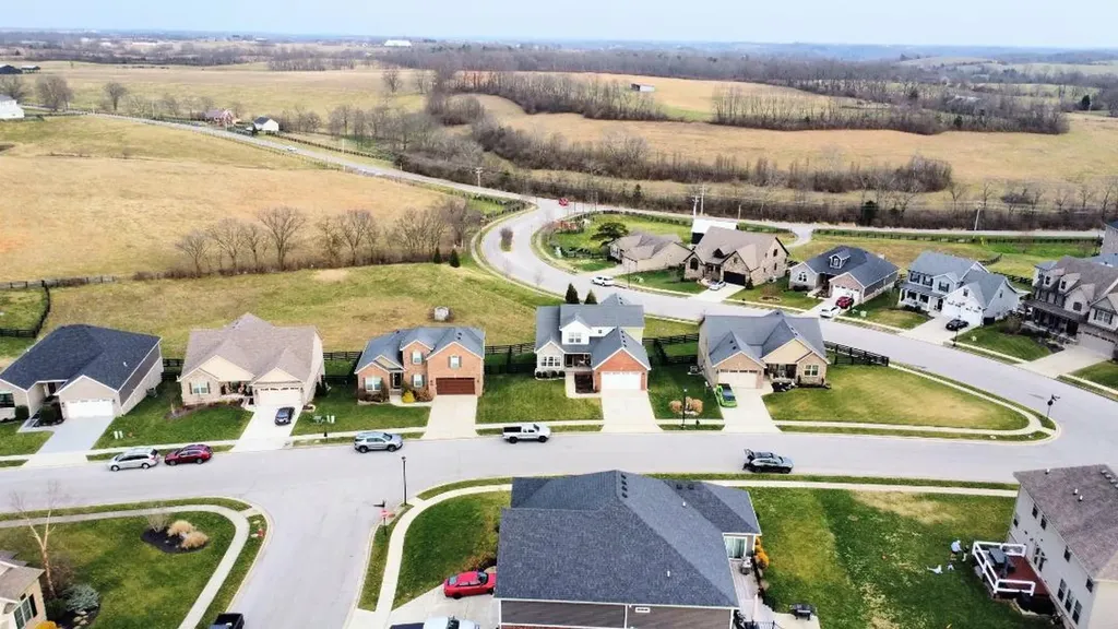 504 Shelburne Way Nicholasville KY 40356