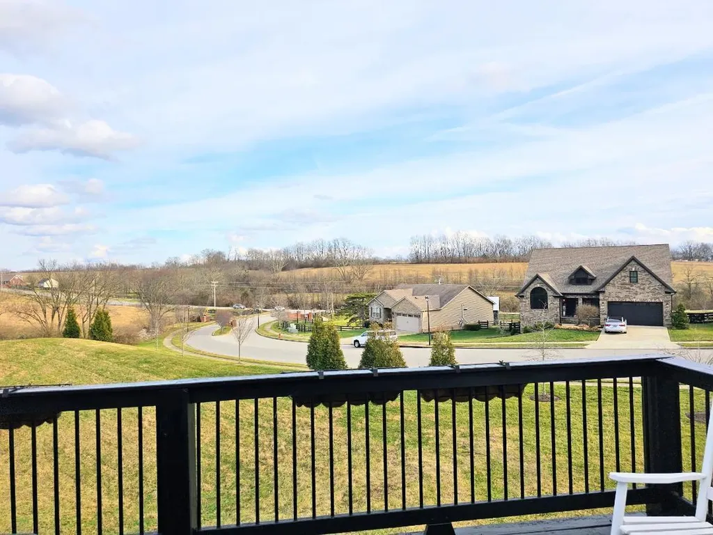 504 Shelburne Way Nicholasville KY 40356