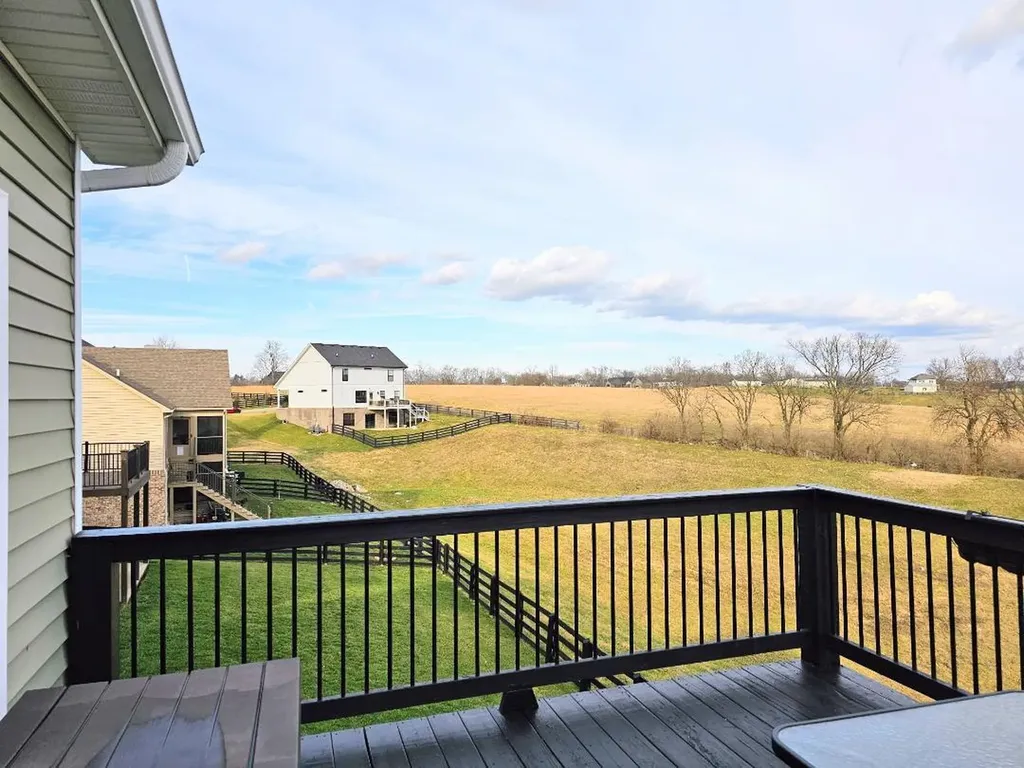 504 Shelburne Way Nicholasville KY 40356