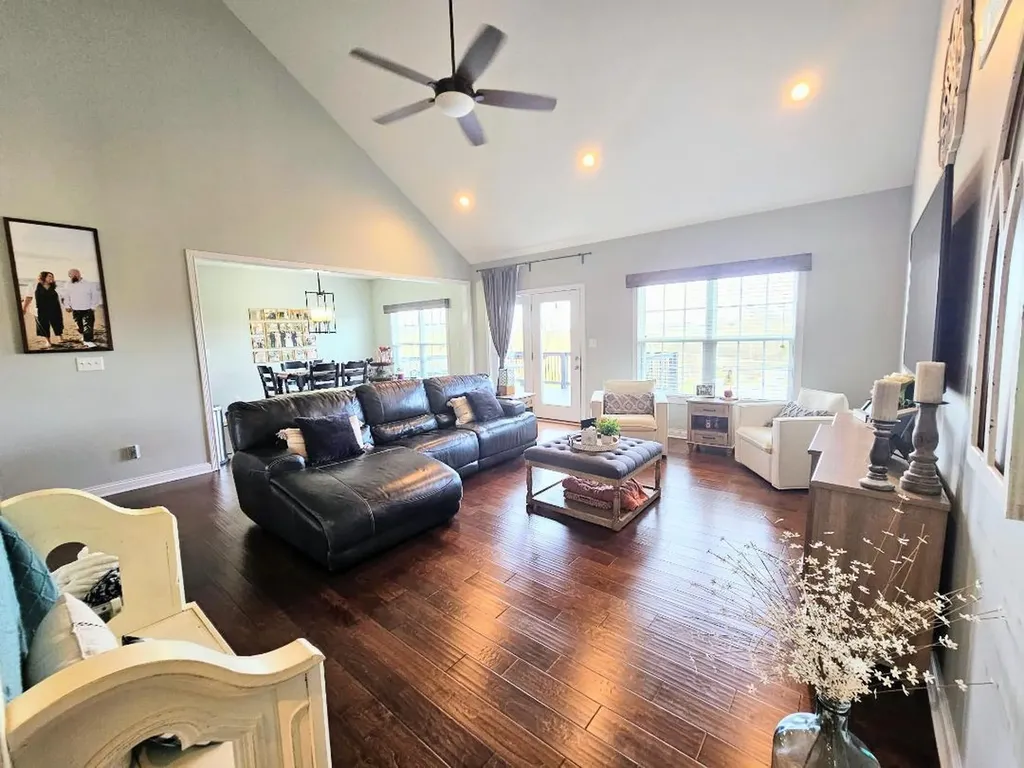 504 Shelburne Way Nicholasville KY 40356