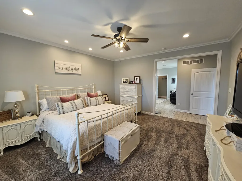 504 Shelburne Way Nicholasville KY 40356