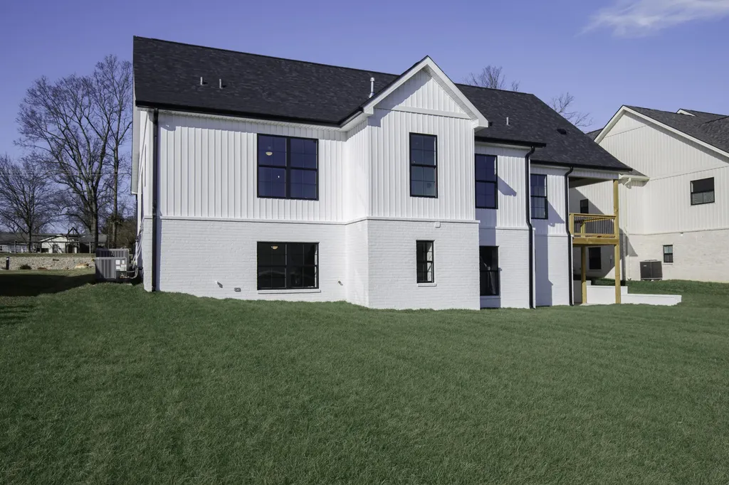 534 Saffron Lane Versailles KY 40383