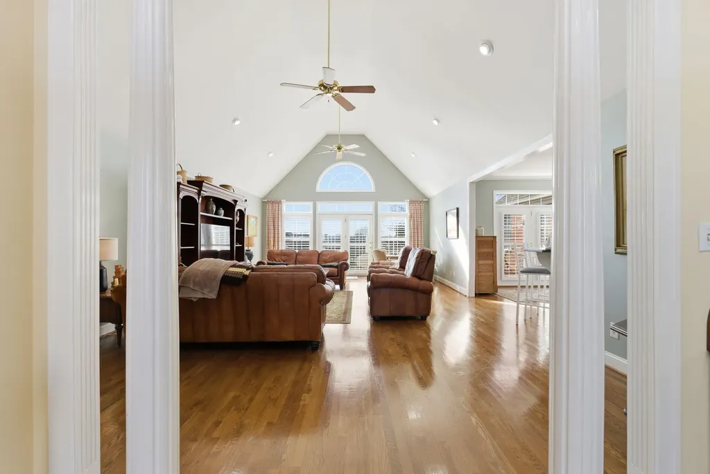 598 Harvest Lane Harrodsburg KY 40330