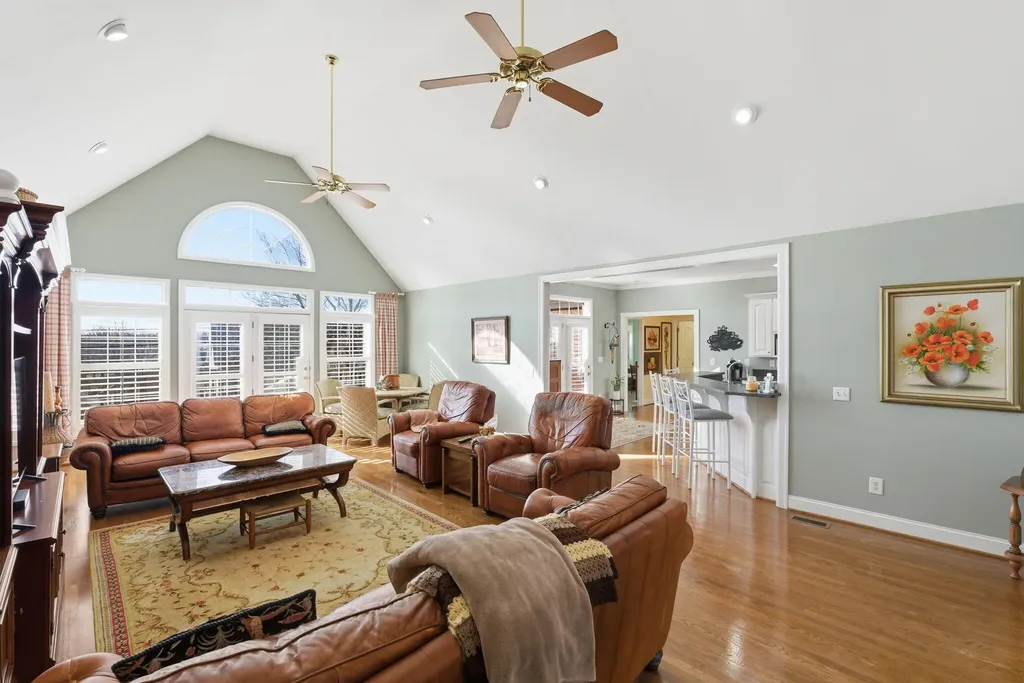 598 Harvest Lane Harrodsburg KY 40330