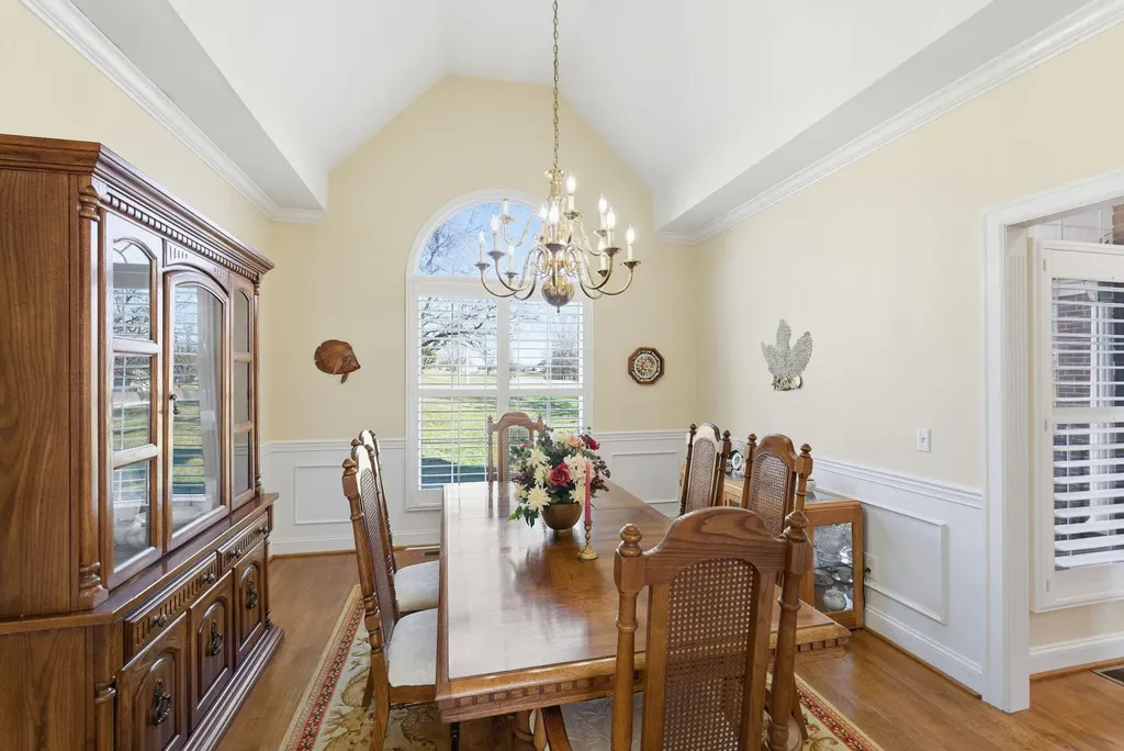 598 Harvest Lane Harrodsburg KY 40330