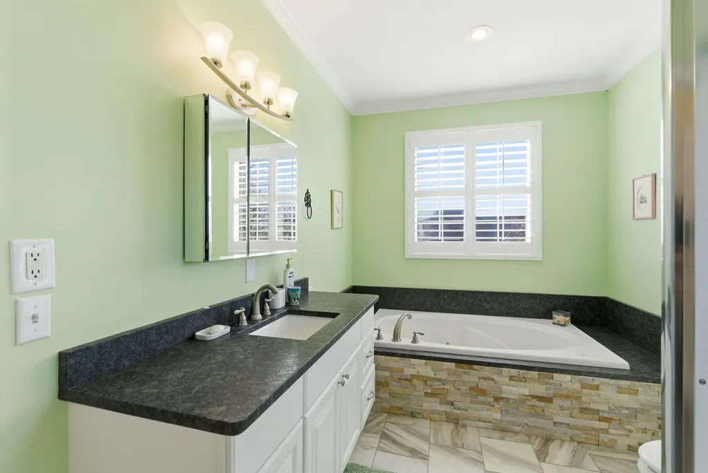 598 Harvest Lane Harrodsburg KY 40330