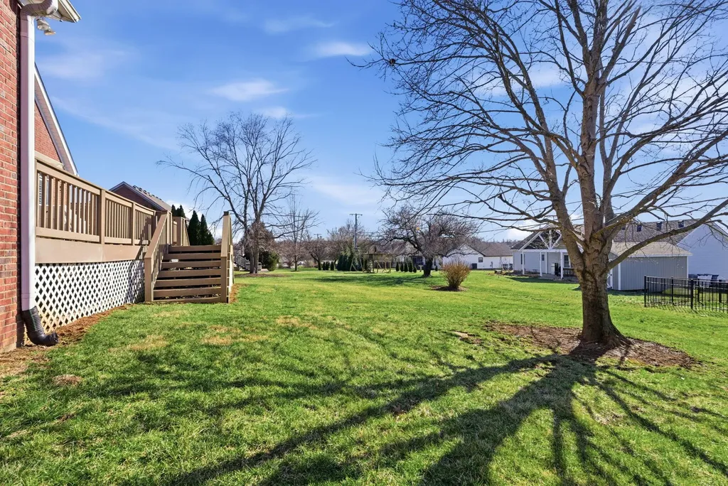 598 Harvest Lane Harrodsburg KY 40330