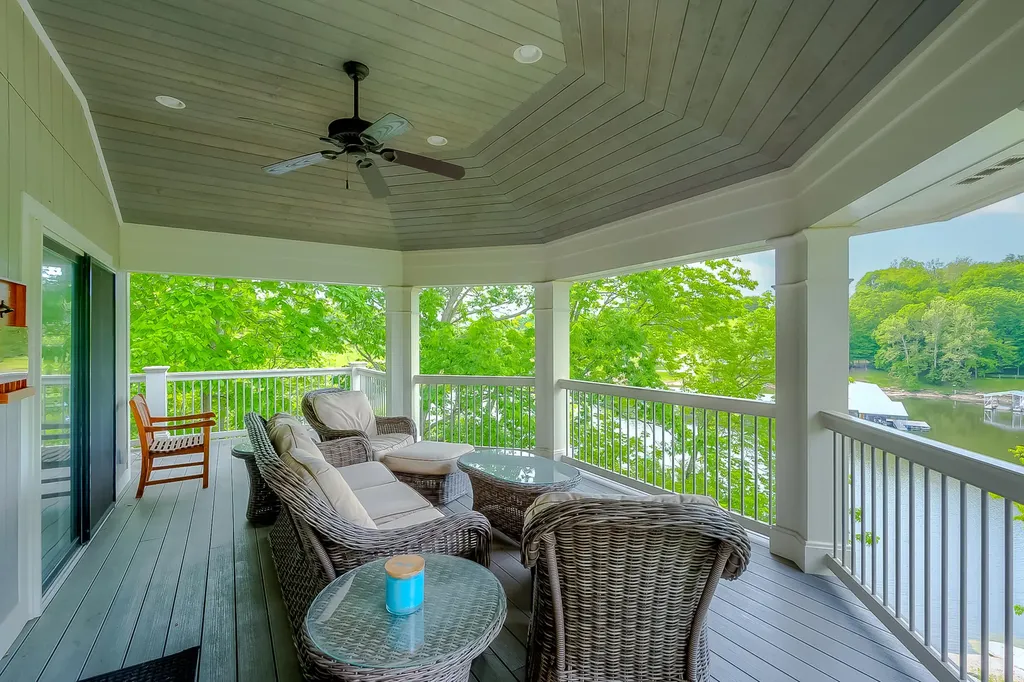 343 Ronclar Drive Lancaster KY 40444