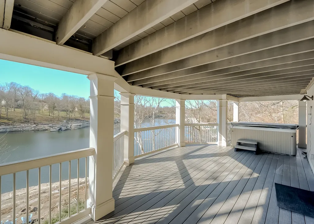 343 Ronclar Drive Lancaster KY 40444
