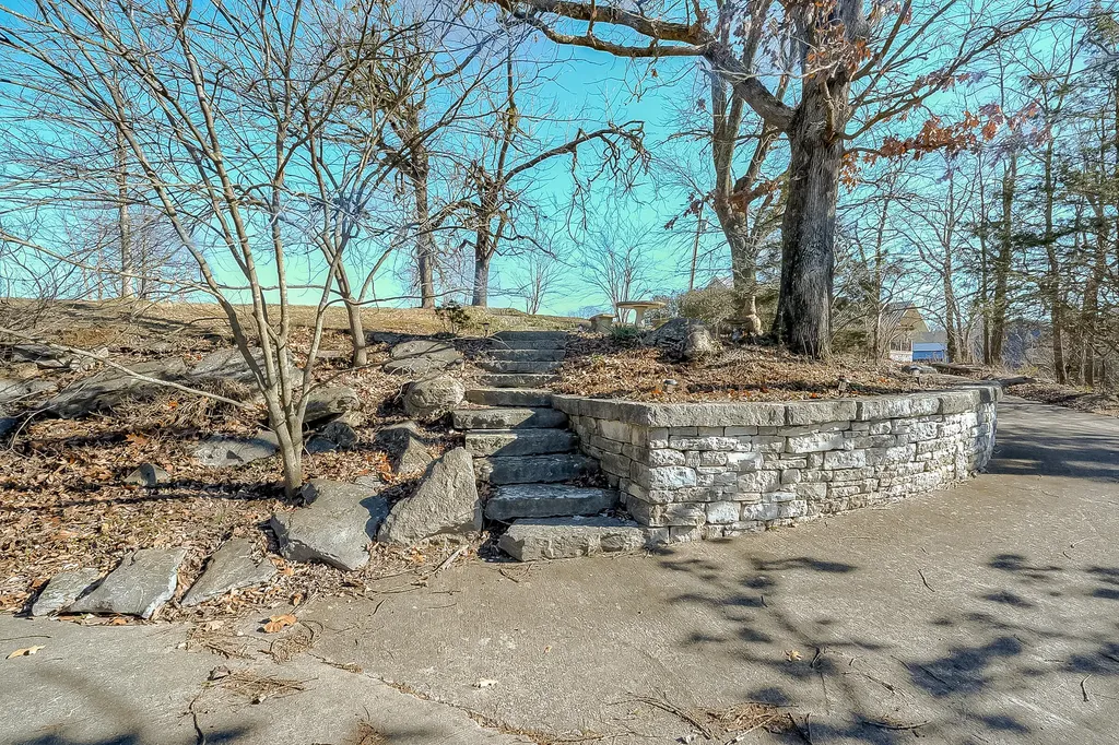 343 Ronclar Drive Lancaster KY 40444