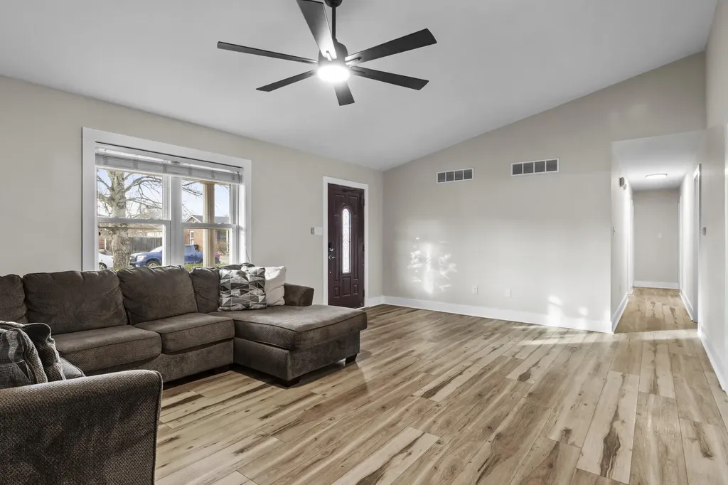 405 Woodspointe Way Wilmore KY 40390