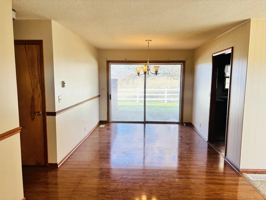 304 Highway 3525 Russell Springs KY 42642