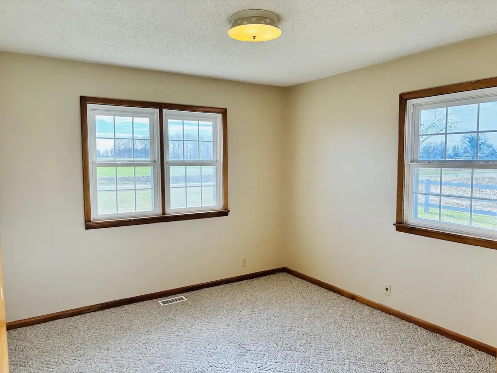 304 Highway 3525 Russell Springs KY 42642