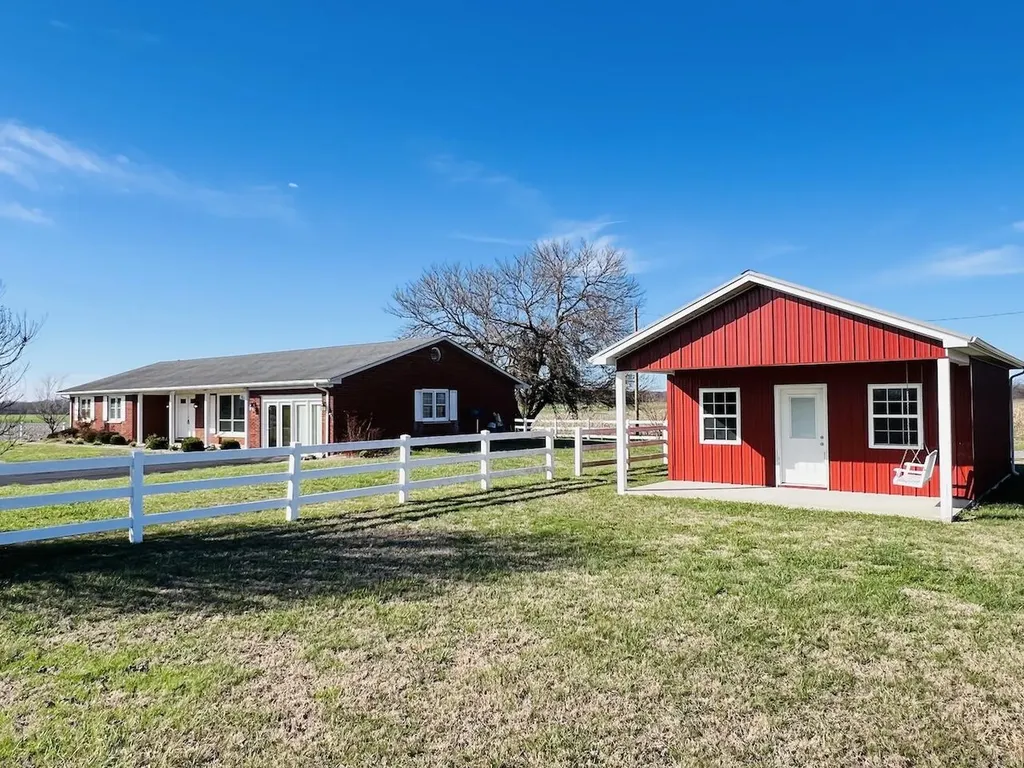 304 Highway 3525 Russell Springs KY 42642