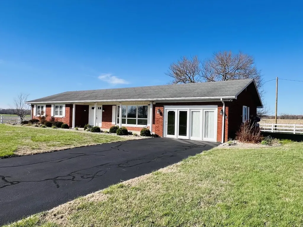 304 Highway 3525 Russell Springs KY 42642