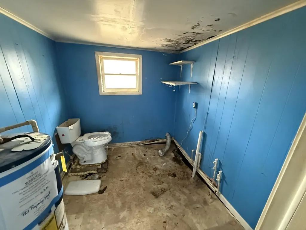 6716 Ky-490 East Bernstadt KY 40729