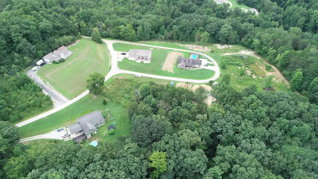 111 Buc Road Williamsburg KY 40769