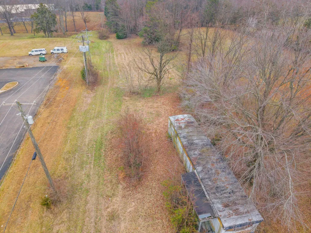 77 Barnett Road Russell Springs KY 42642