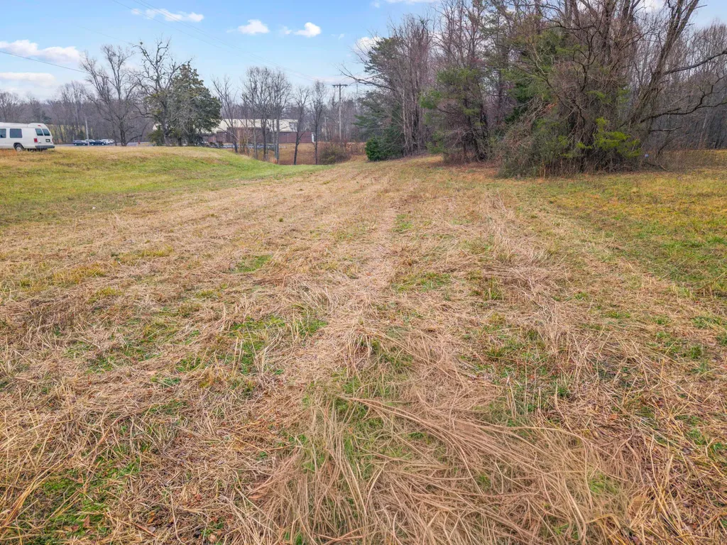 77 Barnett Road Russell Springs KY 42642
