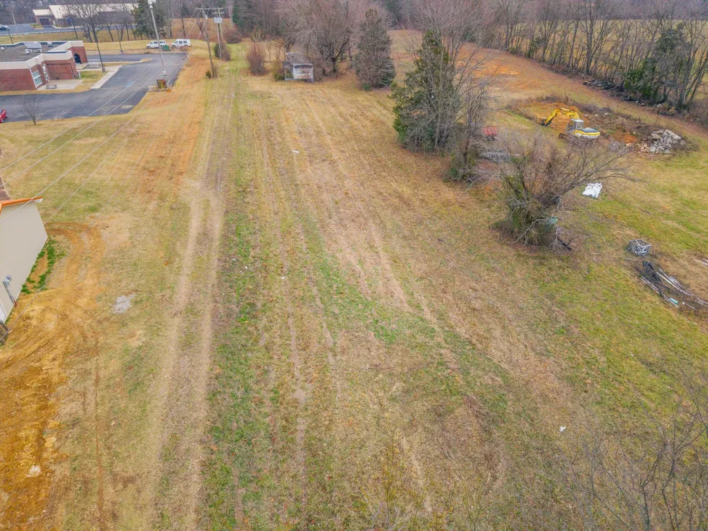 77 Barnett Road Russell Springs KY 42642