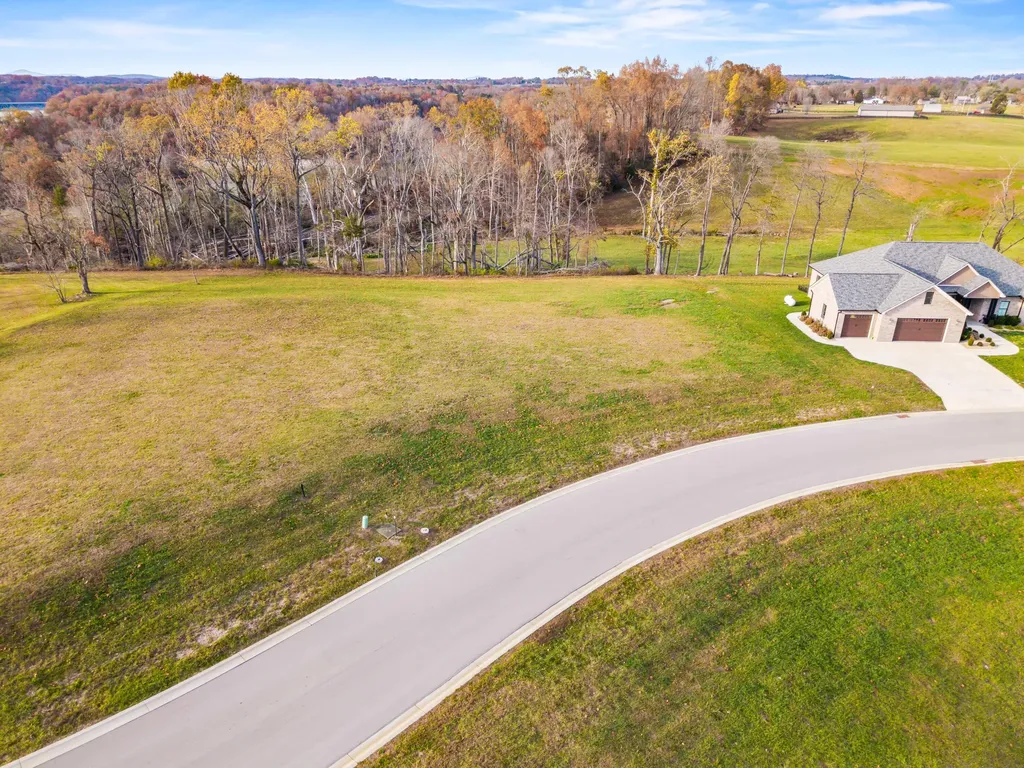 5 Lakemere Drive Somerset KY 42503