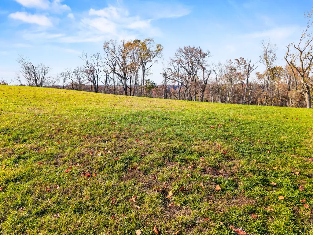 5 Lakemere Drive Somerset KY 42503