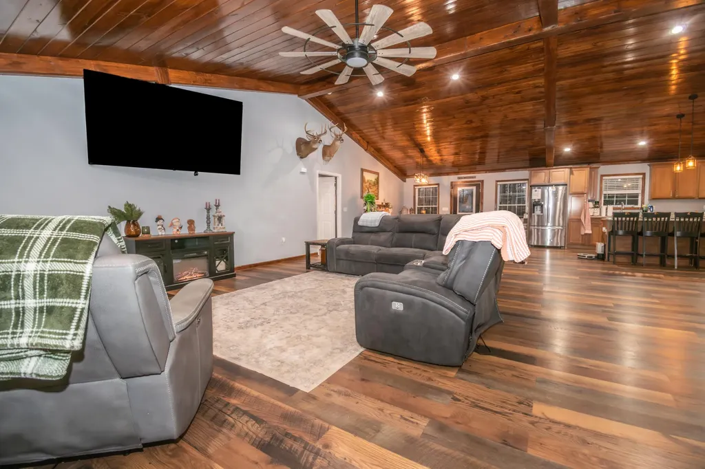 1705 Rice Road Morehead KY 40351