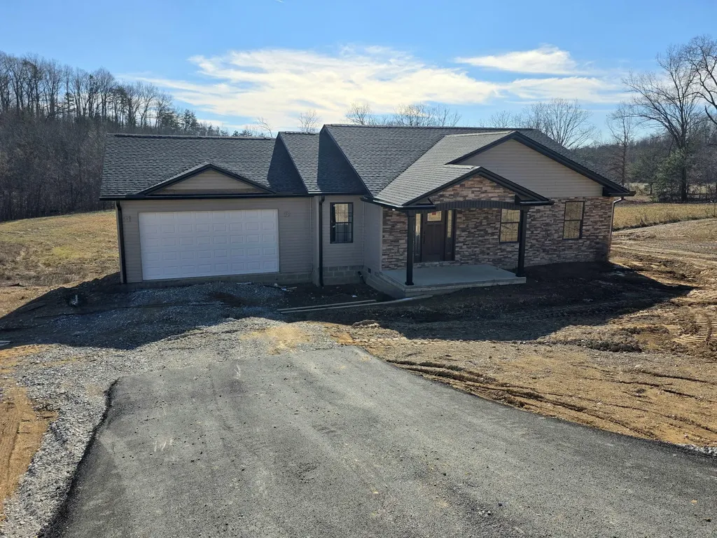 100 Emily Lane London KY 40741