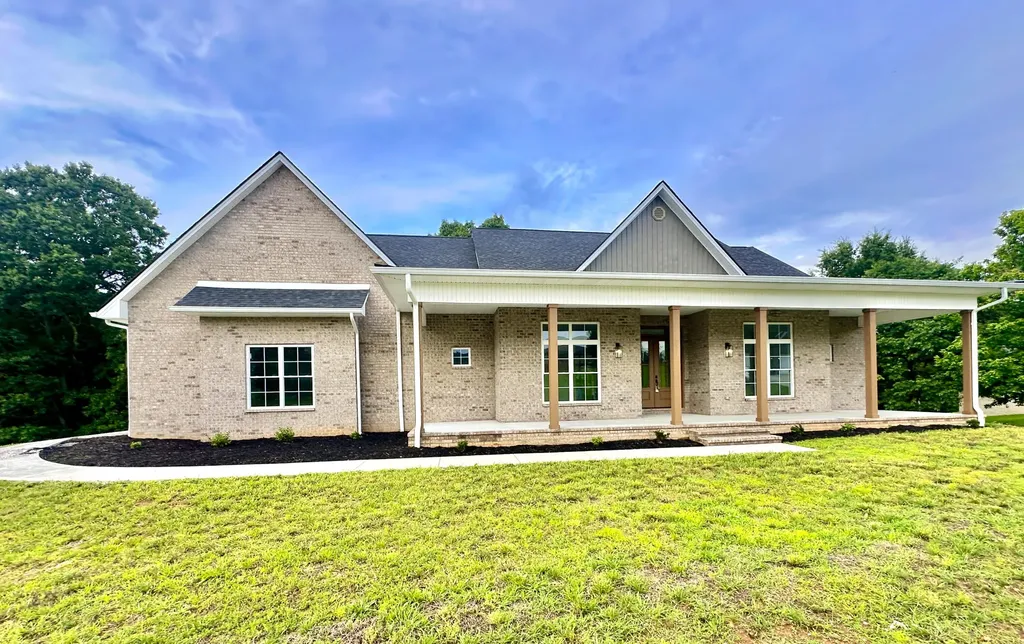 370 Splendor View Drive Somerset KY 42503