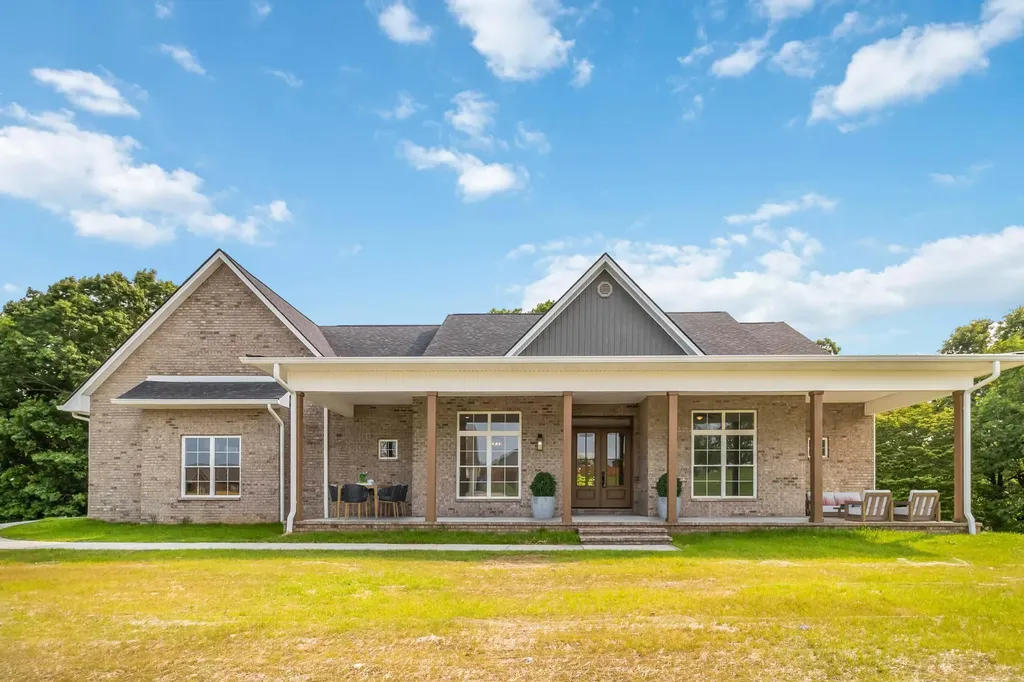 370 Splendor View Drive Somerset KY 42503