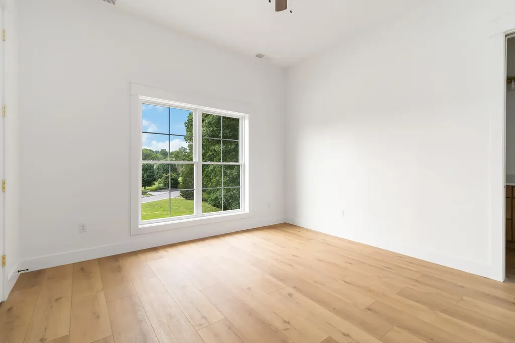 370 Splendor View Drive Somerset KY 42503
