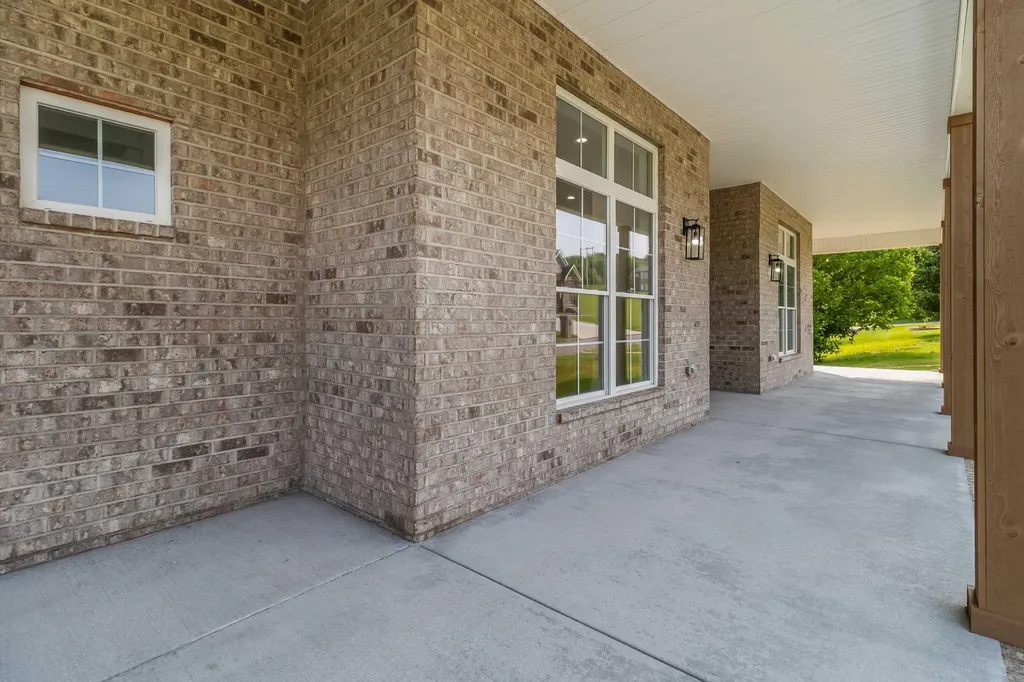 370 Splendor View Drive Somerset KY 42503