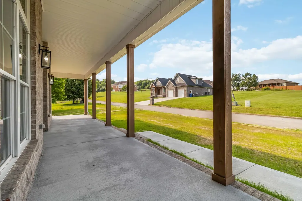 370 Splendor View Drive Somerset KY 42503