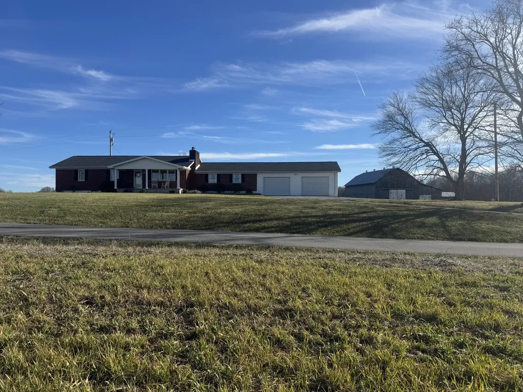 586 Harristown Road Russell Springs KY 42642