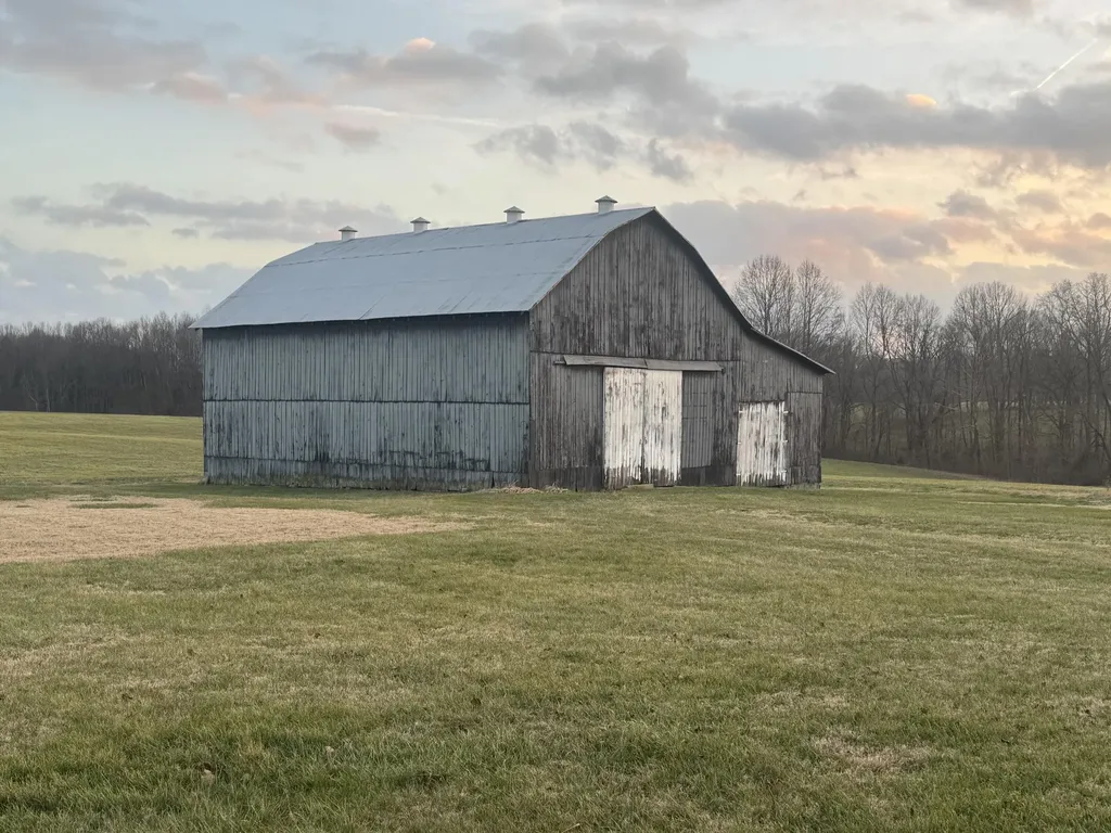 586 Harristown Road Russell Springs KY 42642