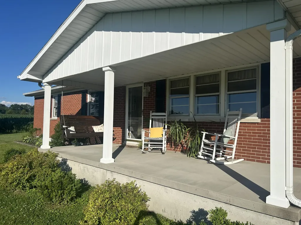 586 Harristown Road Russell Springs KY 42642