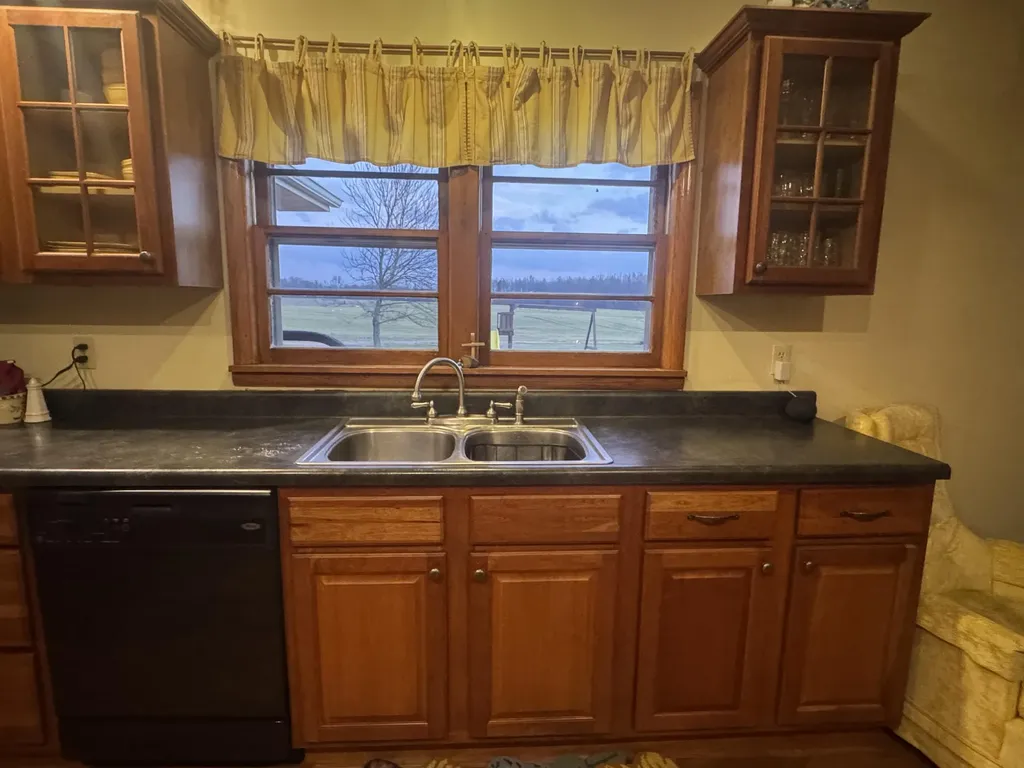 586 Harristown Road Russell Springs KY 42642