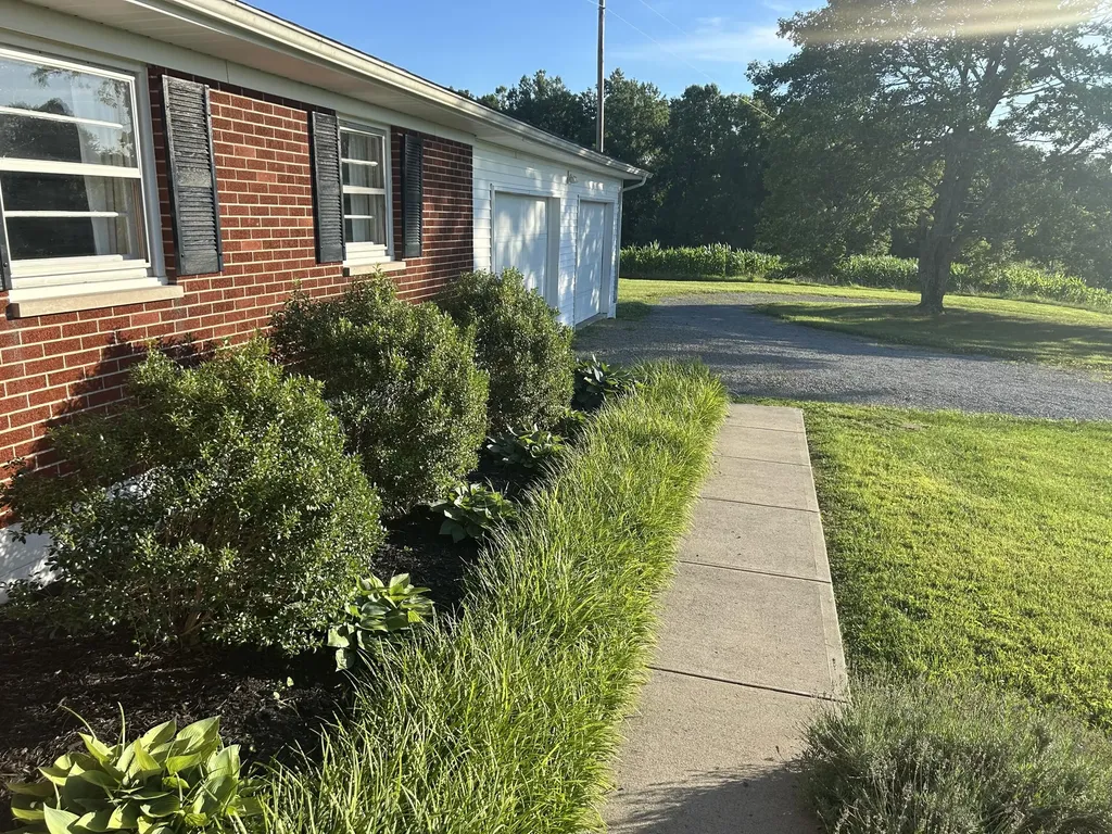 586 Harristown Road Russell Springs KY 42642