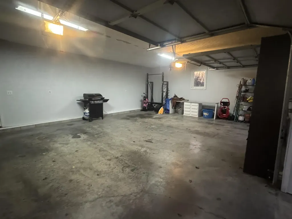 586 Harristown Road Russell Springs KY 42642