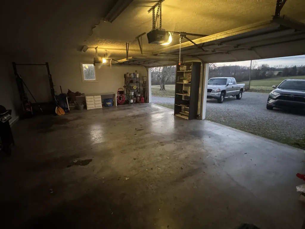 586 Harristown Road Russell Springs KY 42642