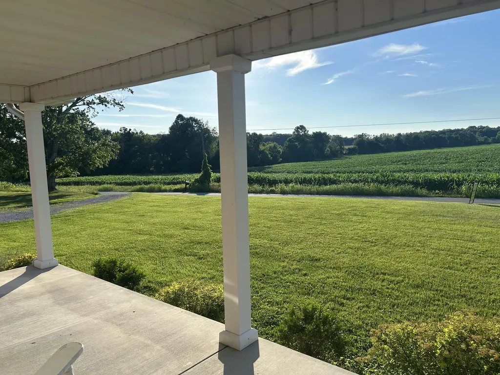 586 Harristown Road Russell Springs KY 42642